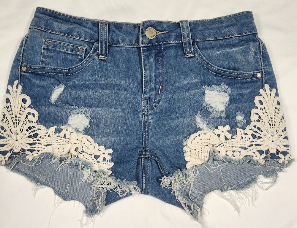 Papaya Light Wash Distressed Lace Detail Cut Off Micro Shorts S Cheeky Daisy